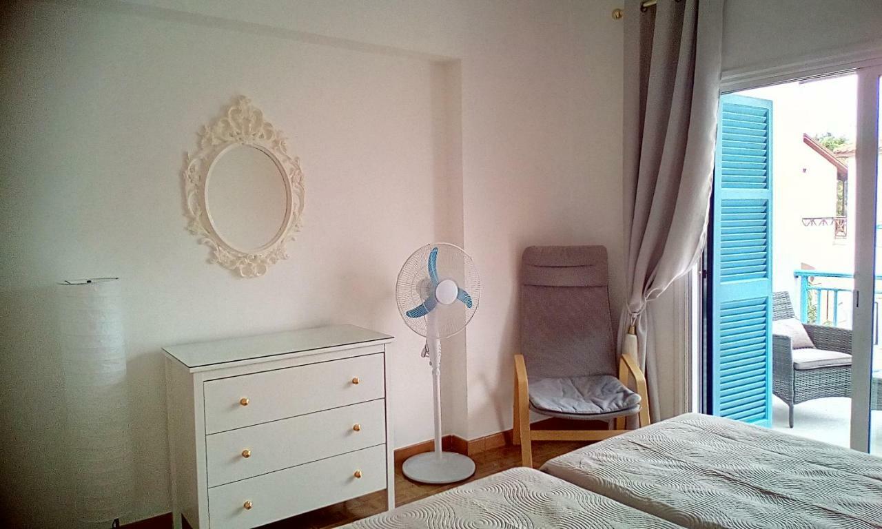 Limnaria West Park Apartment Paphos ภายนอก รูปภาพ
