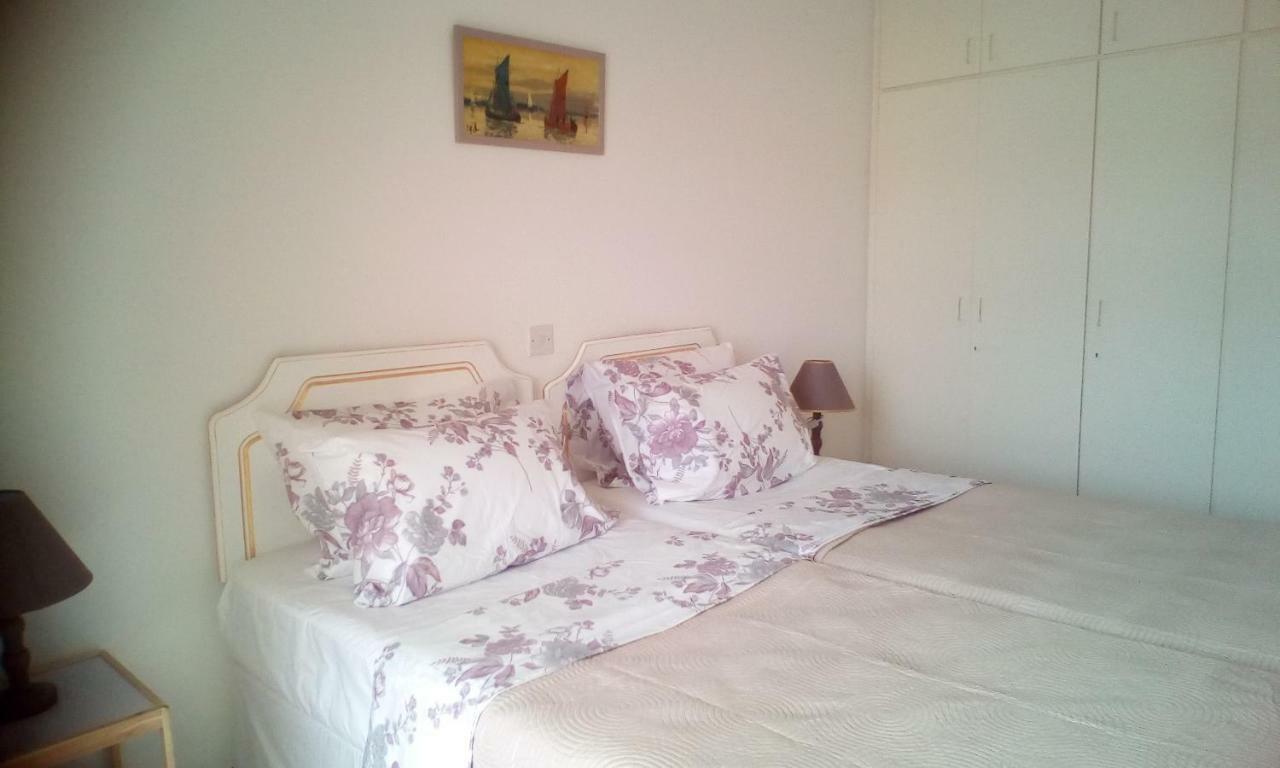 Limnaria West Park Apartment Paphos ภายนอก รูปภาพ