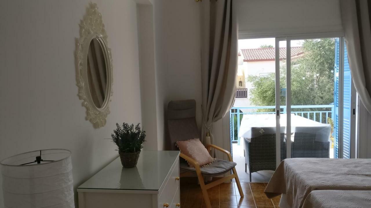 Limnaria West Park Apartment Paphos ภายนอก รูปภาพ