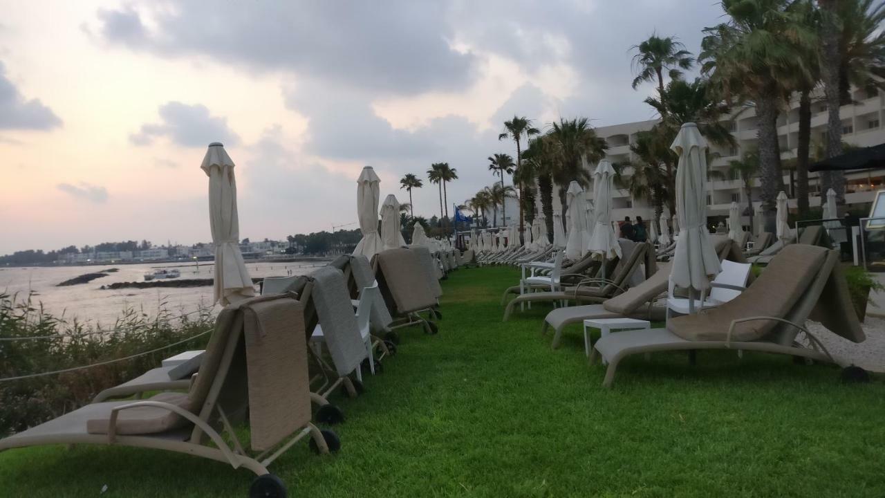 Limnaria West Park Apartment Paphos ภายนอก รูปภาพ