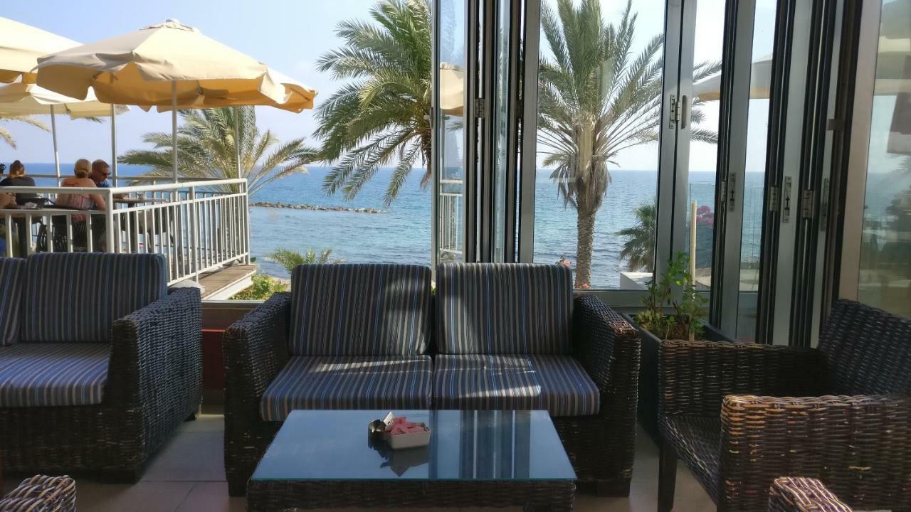 Limnaria West Park Apartment Paphos ภายนอก รูปภาพ