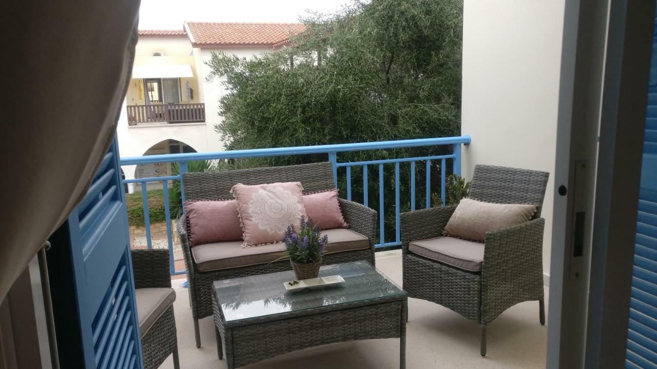 Limnaria West Park Apartment Paphos ภายนอก รูปภาพ
