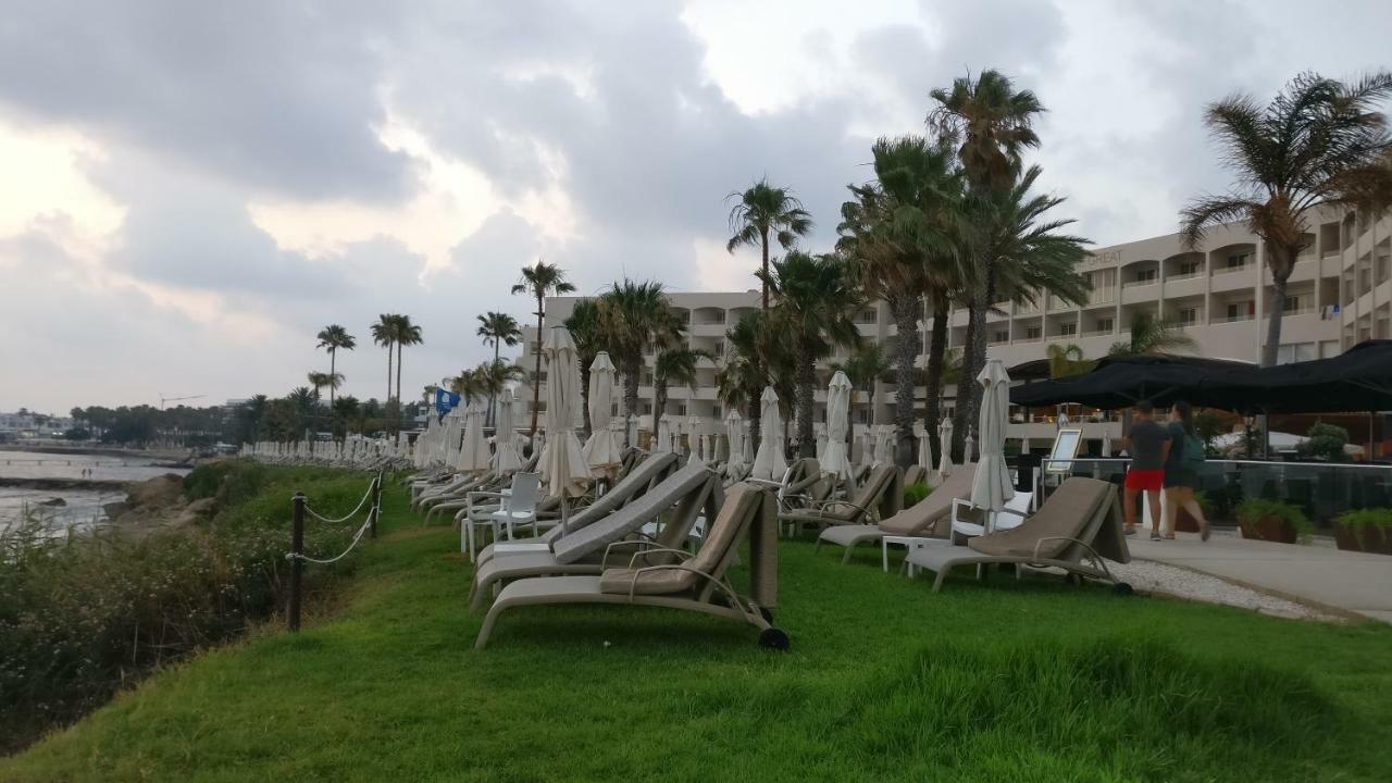Limnaria West Park Apartment Paphos ภายนอก รูปภาพ